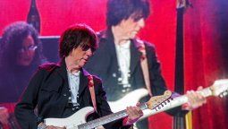 altText(El Rock and Roll de luto: Murió Jeff Beck, guitarrista único)}
