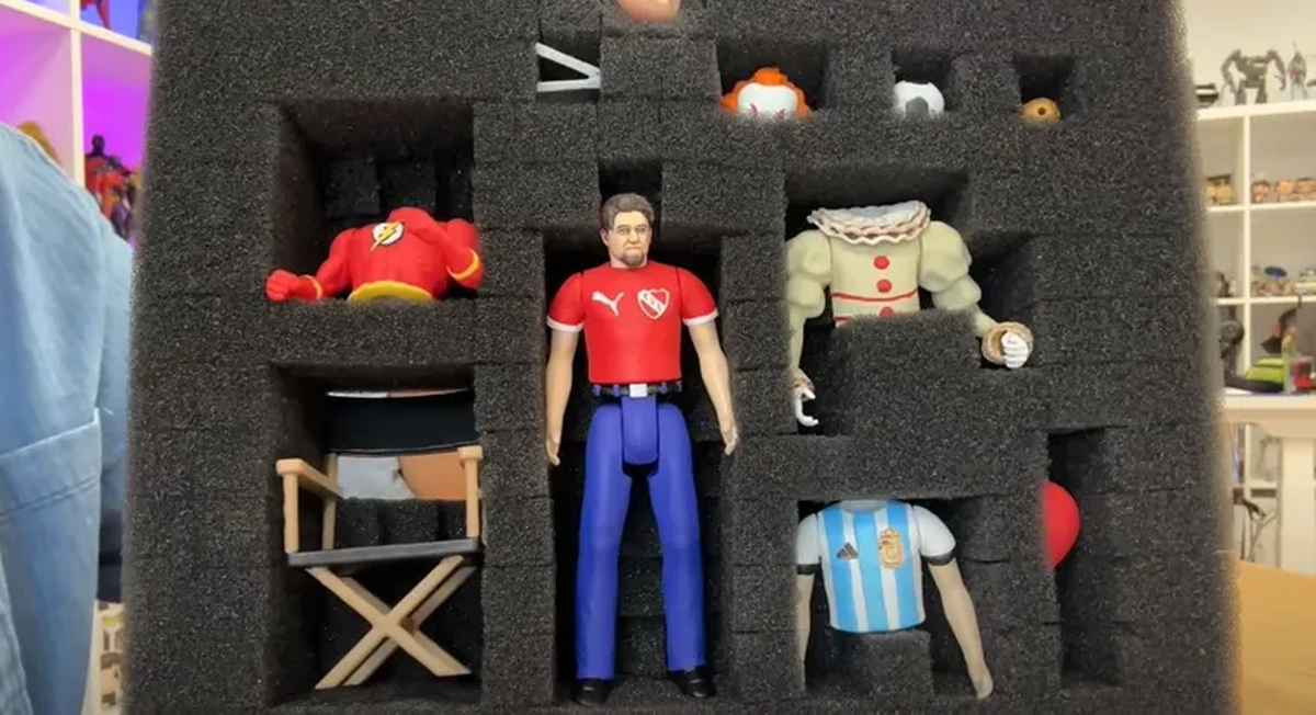 Un director amante de Independiente, la scaloneta, y el cine de terror. Un director amante de Independiente, la scaloneta, y el cine de terror. 