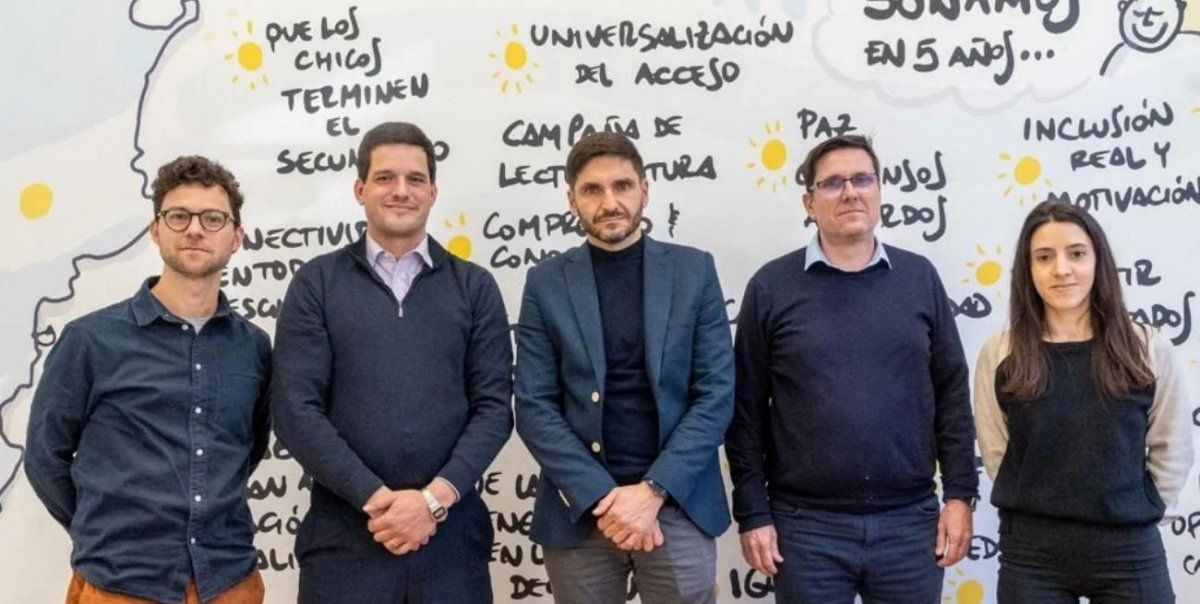 Maximiliano Pullaro y su Ministro de Educación tomaron la decisión de anular la No repitencia en la provincia de Santa Fe.