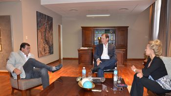 Gustavo Bordet, Mariano Pedro Rebord y Miriam Lambert: El Estado como bien personal. Gustavo Bordet, Mariano Pedro Rebord y Miriam Lambert: El Estado como bien personal.