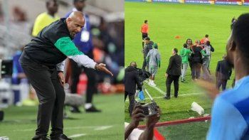 Nigeriase quedó afuera de la Copa Mundial de Fútbol Estados Unidos, México y Canadá2026 y el técnico acusó a la República del Congo de hacerles magia negra.(Foto: Gentileza: Deportes TVC) Nigeriase quedó afuera de la Copa Mundial de Fútbol Estados Unidos, México y Canadá2026 y el técnico acusó a la República del Congo de hacerles magia negra.(Foto: Gentileza: Deportes TVC)