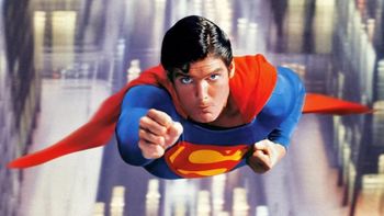 No te pierdas el primer tráiler de Super/Man: La historia de Christopher Reeve, un documental que explora la vida del actor famoso por darle vida a Superman. No te pierdas el primer tráiler de Super/Man: La historia de Christopher Reeve, un documental que explora la vida del actor famoso por darle vida a Superman.
