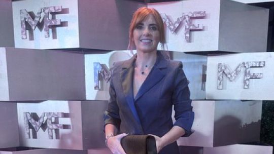 Odiennos: El desafiante discurso de una periodista contra el Gobierno tras ganar el Martín Fierro de Cable 2025. Odiennos: El desafiante discurso de una periodista contra el Gobierno tras ganar el Martín Fierro de Cable 2025.