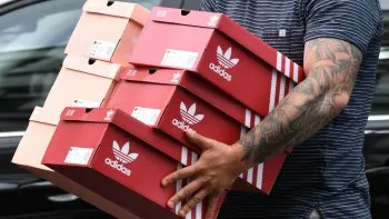 Espectacular promo de zapatillas que se volvió viral en redes