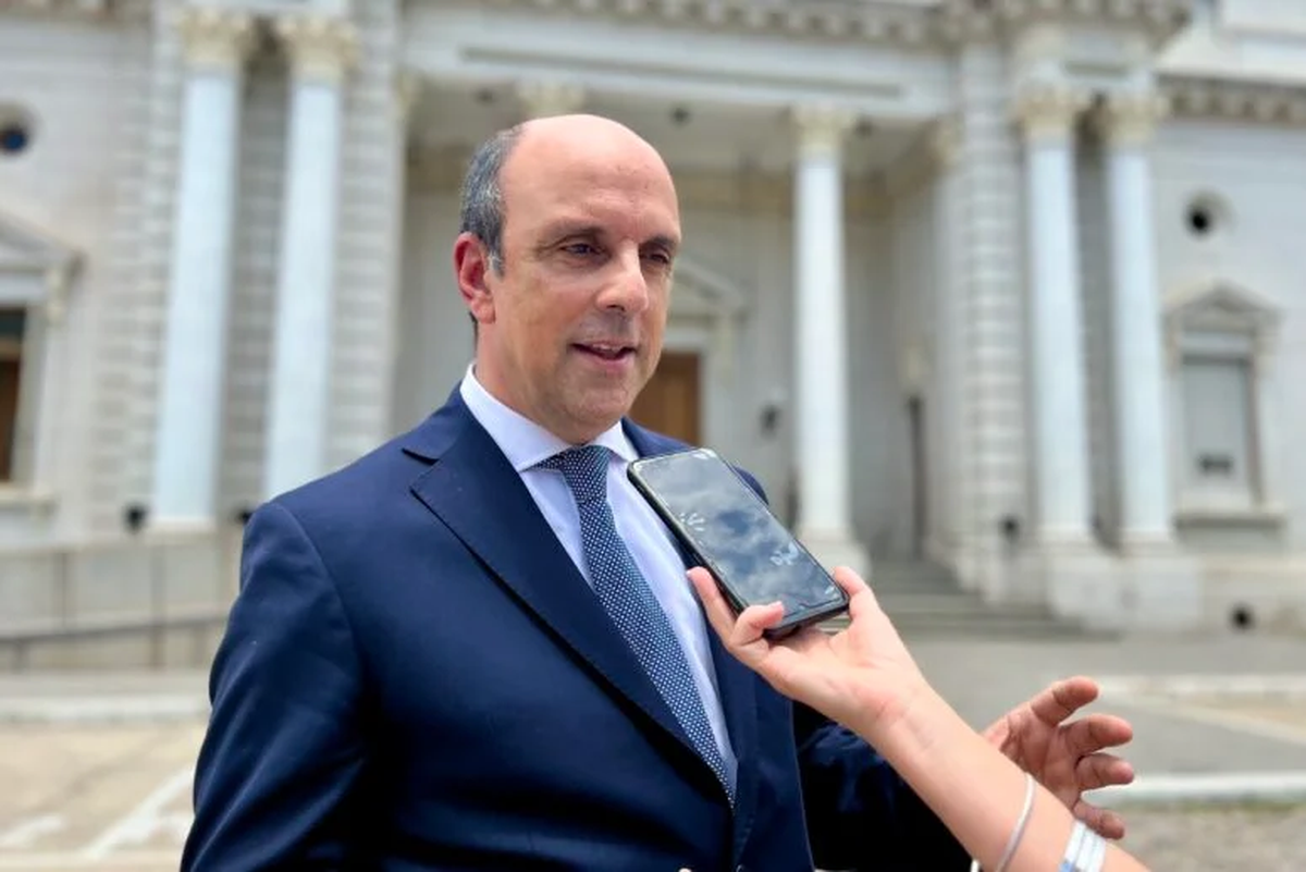 El diputado, José Corral, evaluó que si se logra eliminar el déficit de la Caja se podría duplicar el presupuesto en obra pública. El diputado, José Corral, evaluó que si se logra eliminar el déficit de la Caja se podría duplicar el presupuesto en obra pública.