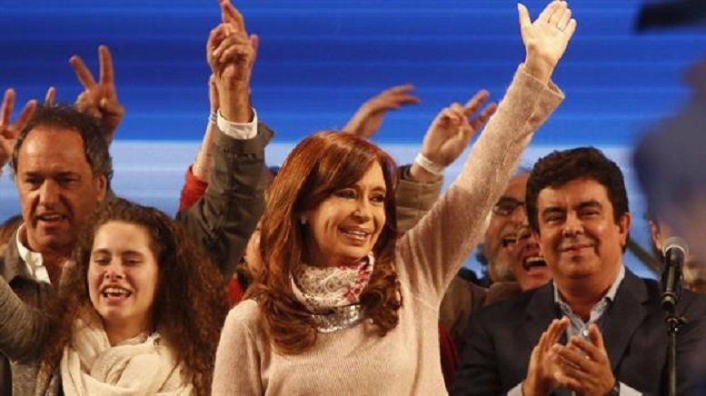 CFK (Unidad Ciudadana) y Fernando Espinoza (PJ bonaerense): Un ejemplo de lo tortuoso del vínculo entre Ella y el peronismo.