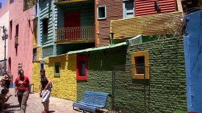 Una vez más falla la seguridad: Otra vez robo violento a turistas en La Boca