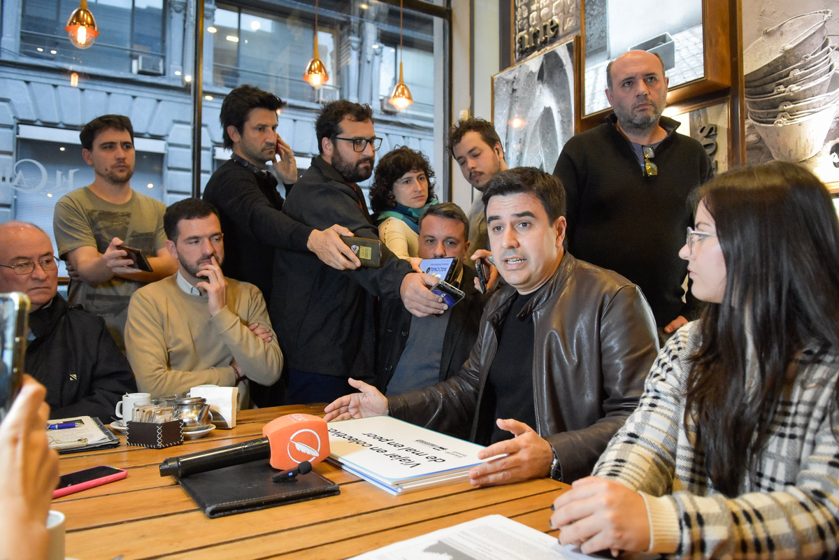 Toniolli apuntó contra De Loredo. Toniolli apuntó contra De Loredo. 