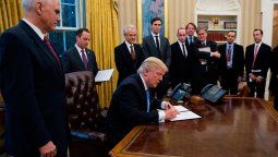 altText(Furia geopolítica de Donald Trump activó la desdolarización global: Tiro por la culata de USA)}