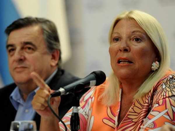 Mario Negri (UCR) y Elisa Carrió.