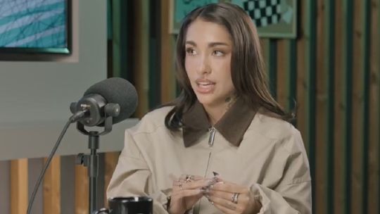 El peso de la fama: María Becerra contó cómo hace para evitar a los fanáticos. El peso de la fama: María Becerra contó cómo hace para evitar a los fanáticos.