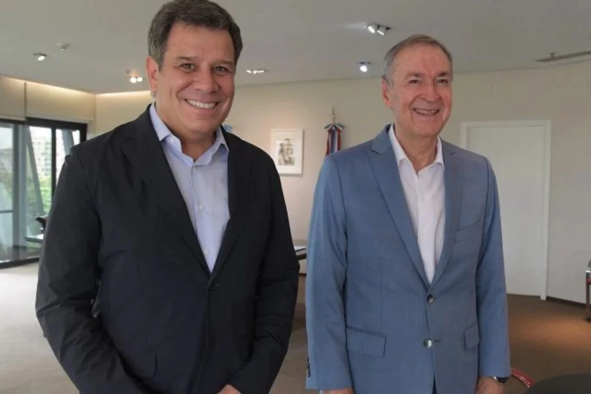 Facundo Manes ha mantenido frecuentes contactos con el gobernador de Córdoba Juan Schiaretti.