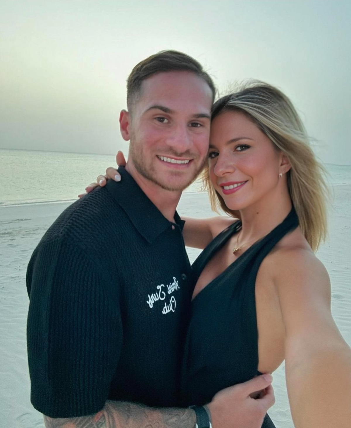 Alexis Mac Allister y Alién Cova. Alexis Mac Allister y Alién Cova.