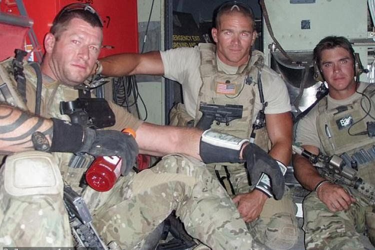 El ex boina verde estadounidense Jordan Goudreau (centro) ayudó a entrenar a las fuerzas mercenarias contra Venezuela. Foto: Instagram.