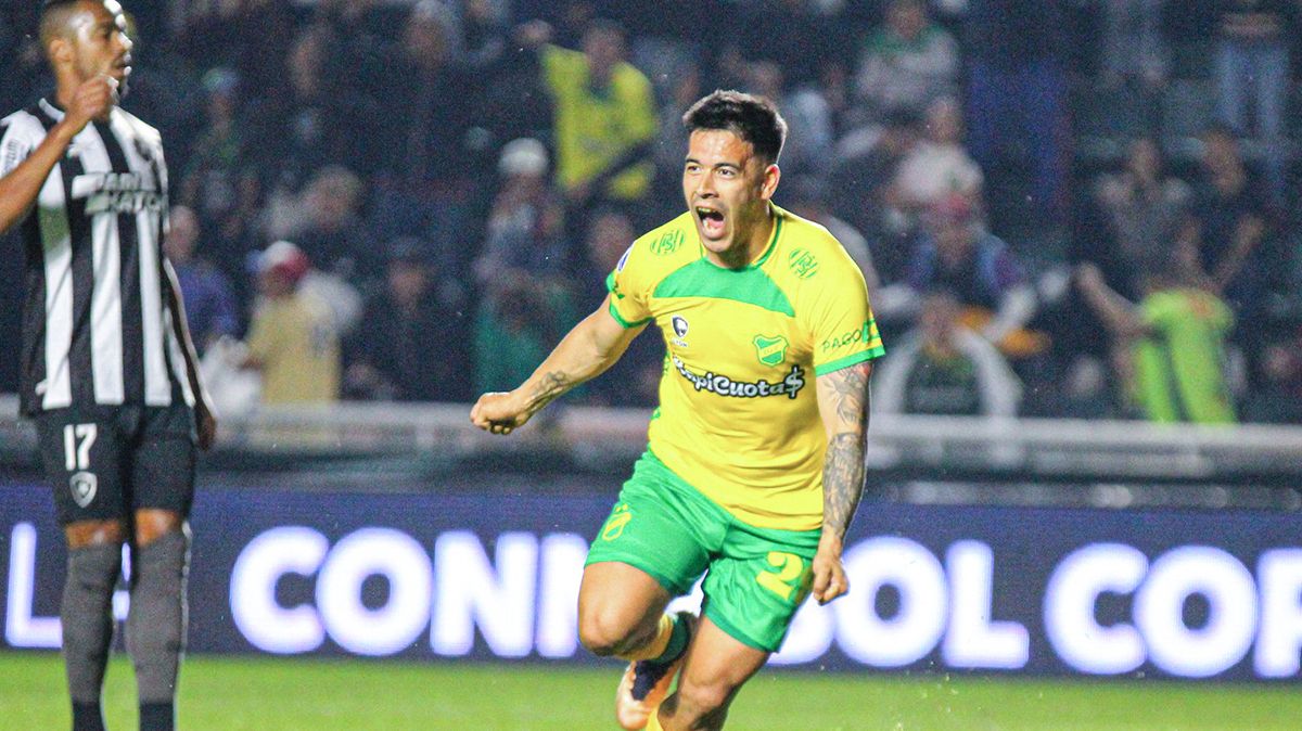 DEFENSABORROALPUNTERODELBRASILEIRAYSEMETIOENSEMISFOTOPORTADA.jpg