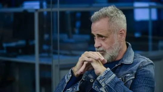 Jorge Rial y la polémica que sacude a su familia. Jorge Rial y la polémica que sacude a su familia.