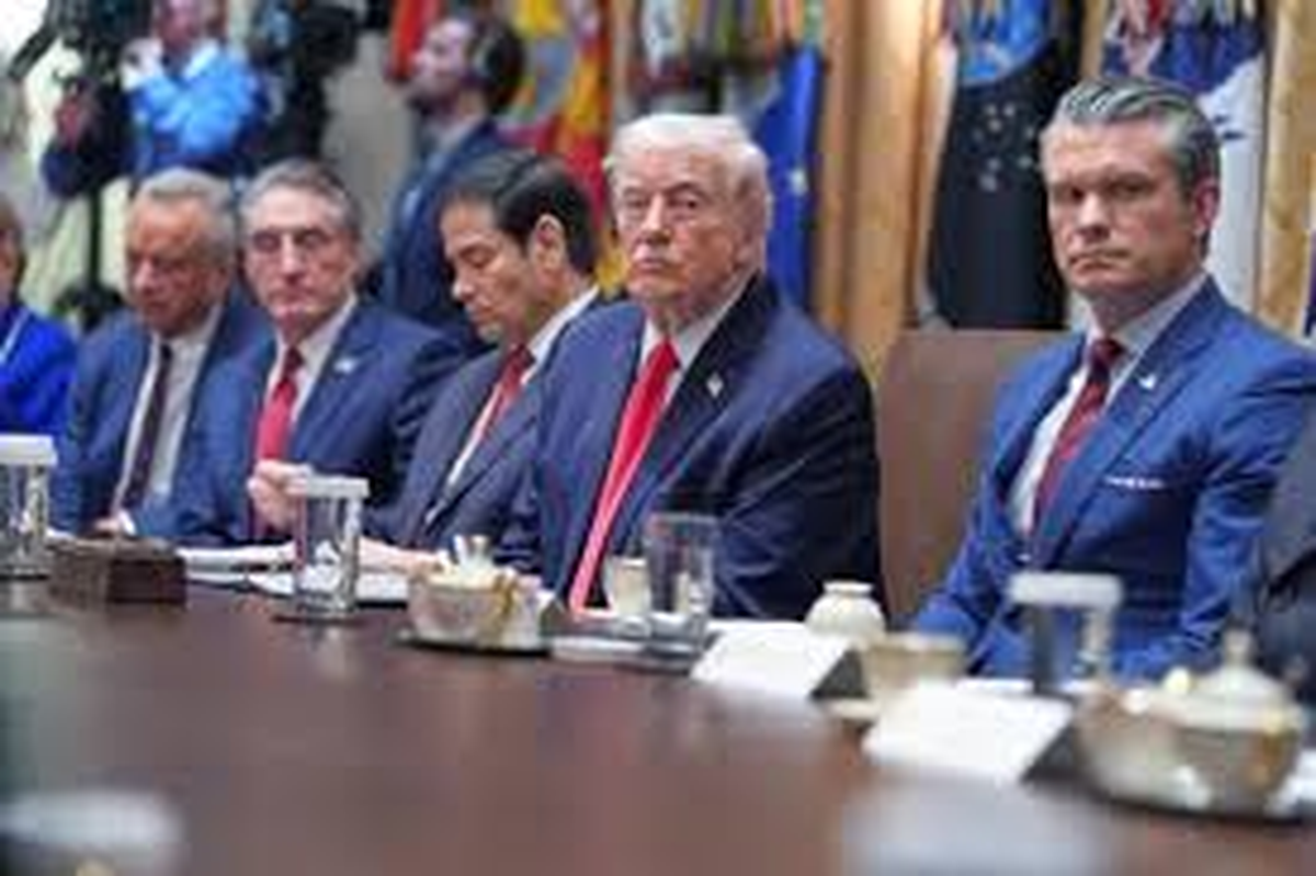 El presidente de Estados Unidos, Donald Trump, y miembros de su Administración, durante una reunión del gabinete en la Casa Blanca, el 29 de enero.EVAN VUCCI (AP) El presidente de Estados Unidos, Donald Trump, y miembros de su Administración, durante una reunión del gabinete en la Casa Blanca, el 29 de enero.EVAN VUCCI (AP)