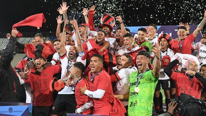 Patronato, con gol insólito, hizo llorar a la T y es campeón