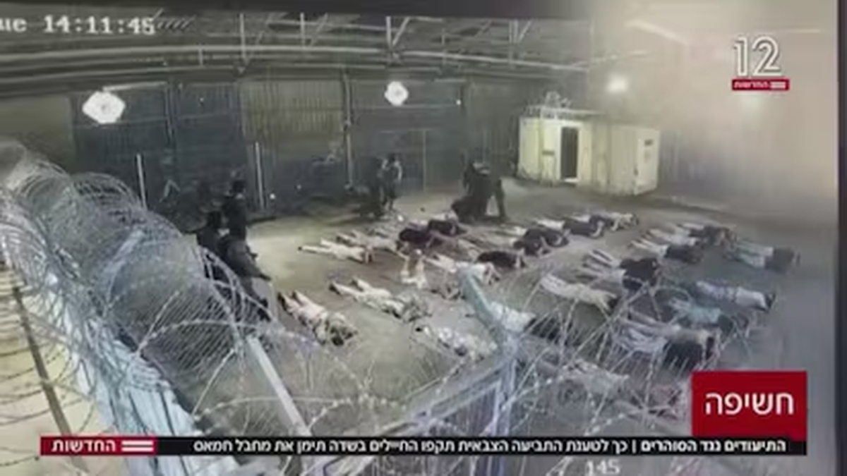 Hace menos de un mes, Israel detuvo a una propia funcionaria, a la ex jefa de la Fiscalía Militar israelí (Yifat Tomer-Yerushalmi) por filtrar un video de un abuso sexual a una presa palestina por parte de soldados palestinos en la cárcel de Sde Teiman en el desierto del Néguev. Hace menos de un mes, Israel detuvo a una propia funcionaria, a la ex jefa de la Fiscalía Militar israelí (Yifat Tomer-Yerushalmi) por filtrar un video de un abuso sexual a una presa palestina por parte de soldados palestinos en la cárcel de Sde Teiman en el desierto del Néguev.