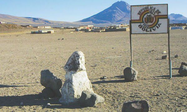 Hito entre Bolivia y Chile