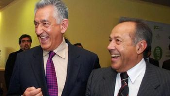 Alberto y Adolfo Rodríguez Saá, enfrentados otra vez en San Luis. Alberto y Adolfo Rodríguez Saá, enfrentados otra vez en San Luis.