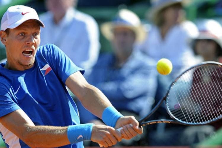 Tomas Berdych no tuvo piedad con Berlocq.