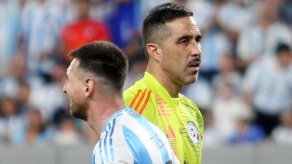 El arquero de Chile le bajó el precio a la Selección Argentina