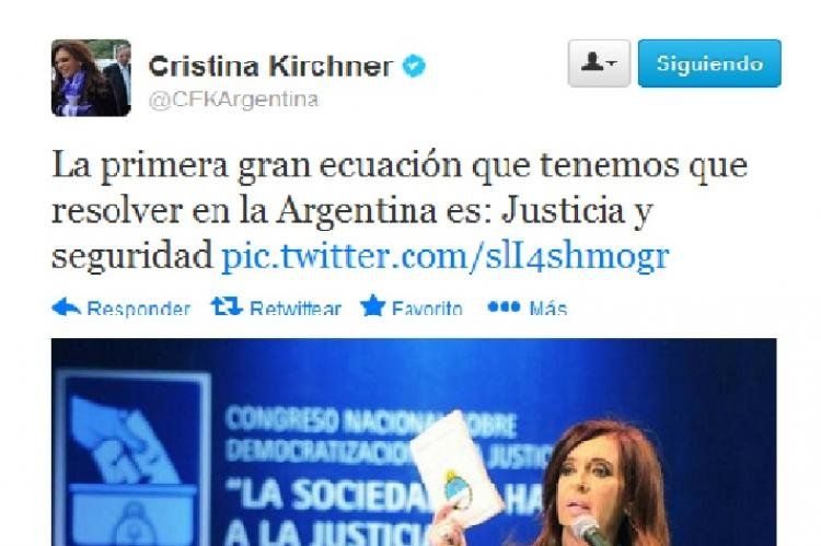 cristina twitter.jpg