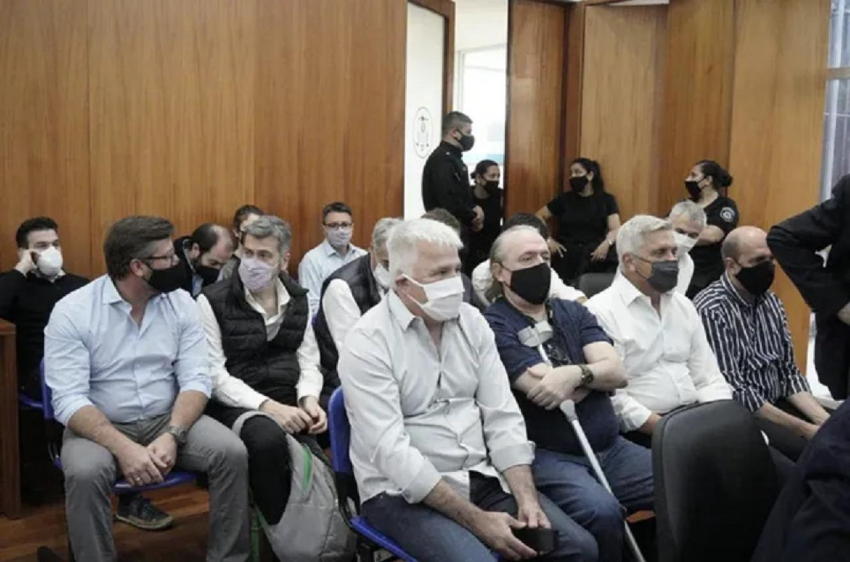 La fiscalía pidió hasta 17 años de prisión para los directivos de Vicentin, la agroexportadora ubicada en Santa Fe. La fiscalía pidió hasta 17 años de prisión para los directivos de Vicentin, la agroexportadora ubicada en Santa Fe.