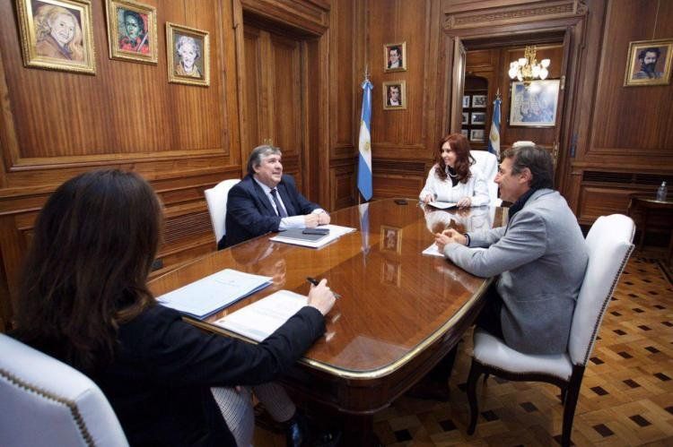 cristina mayans naidenoff.jpg