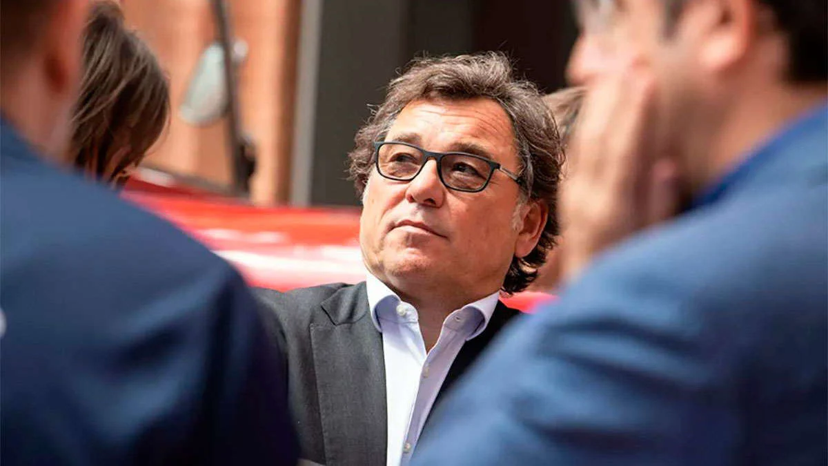 Raúl Sanllehí.