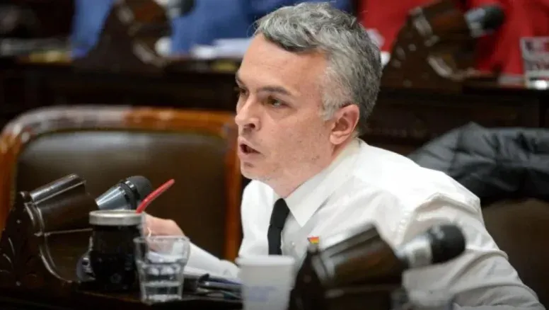 Esteban Paulón fue tajante sobre la renuncia de Adorni: