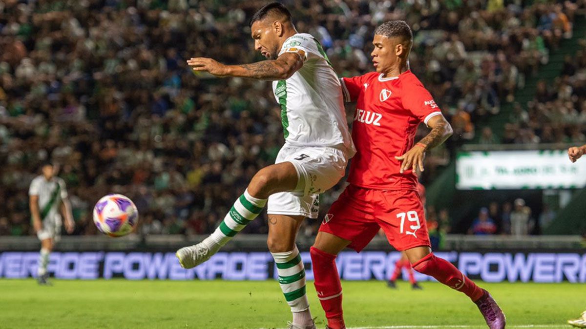 Arsenal venció por primera vez en su historia a River de visitante que sacudió a Martín Demichelis aunque hubo mucha paridad en el resto de los equipos. (Foto: Noticias Argentinas/PRENSA BANFIELD)