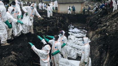 Horror en el Congo: Cientos de mujeres violadas y quemadas vivas