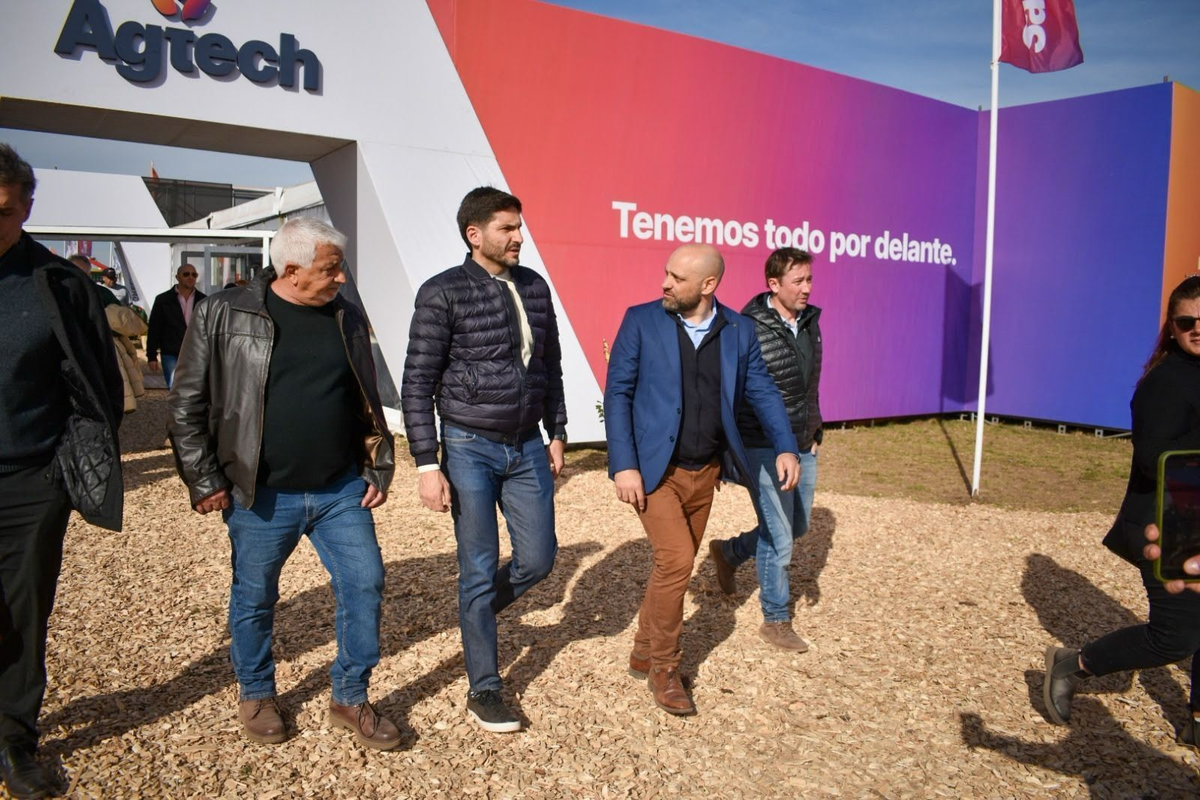 La Provincia presentará en Agroactiva una política integral de financiamiento y beneficios tributarios destinada a fortalecer la inversión, la incorporación de tecnología y la competitividad de las pymes y los productores santafesinos. La Provincia presentará en Agroactiva una política integral de financiamiento y beneficios tributarios destinada a fortalecer la inversión, la incorporación de tecnología y la competitividad de las pymes y los productores santafesinos.