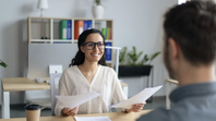 Un proyecto propone establecer por ley los requisitos para presentar un currículum.