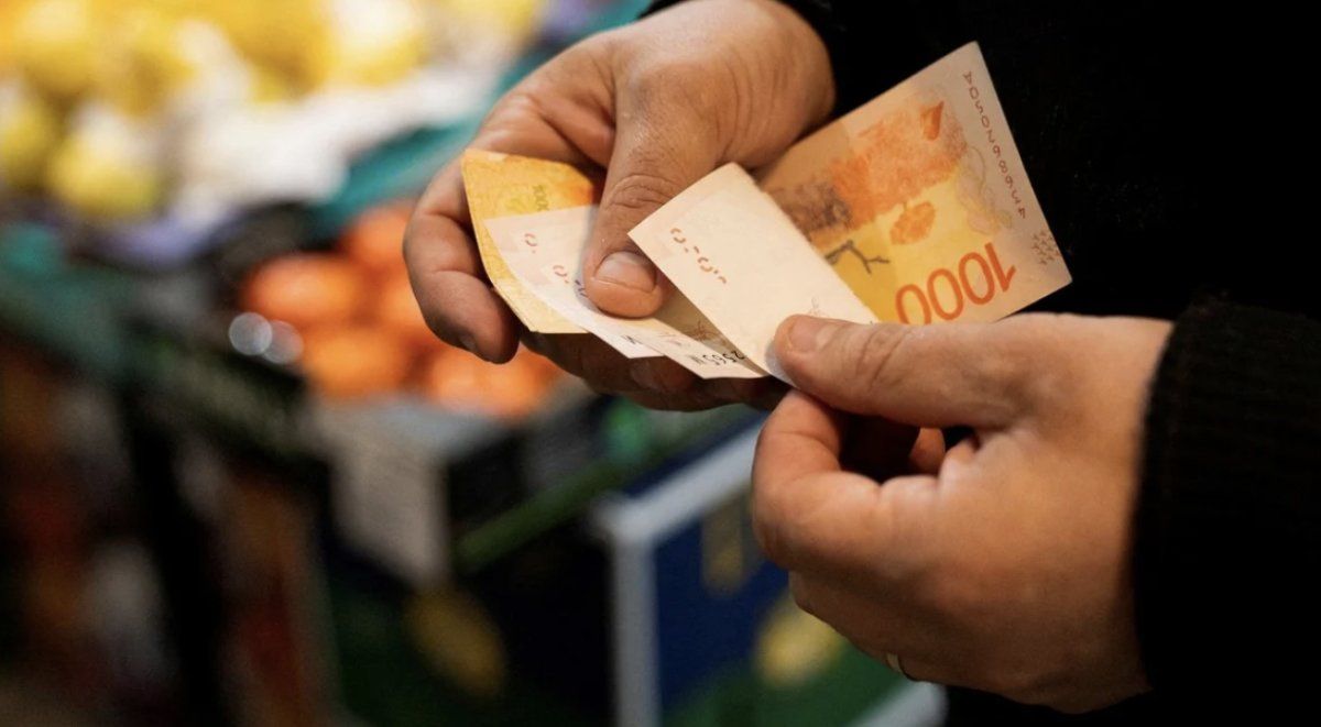 Crece la expectativa por el dato de salarios tras un dato de inflación del 2,5% en noviembre.