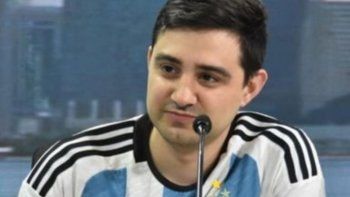 Fino Yossen le puso candado a su cuenta de Twitter y se escondió