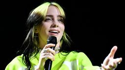 Con una trayectoria corta pero muy prodigiosa, Billie Eilish celebra otro año de vida rodeada de innumerables reconocimientos, como varios Grammys y Oscars.