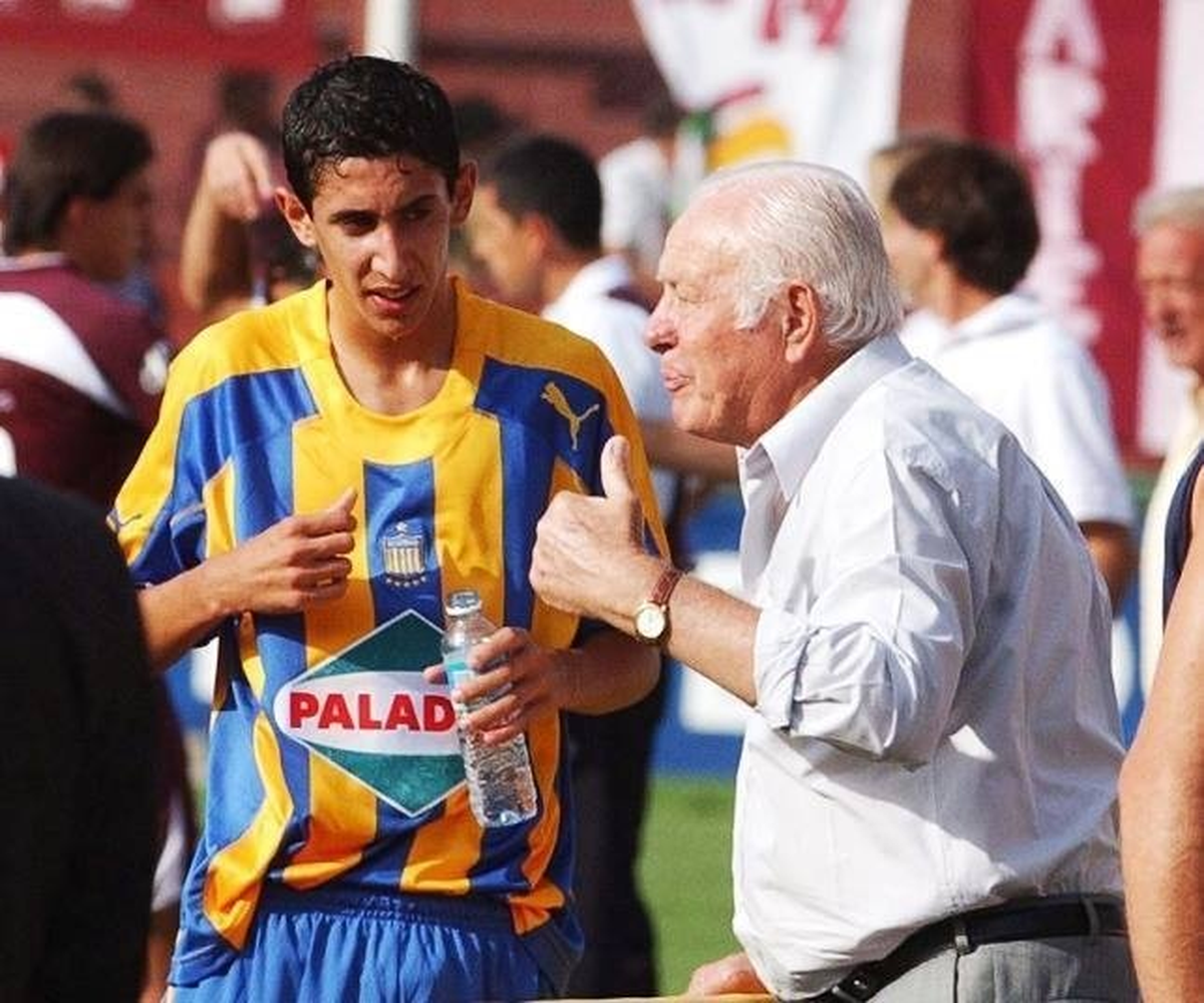 Un debut soñado bajo las órdenes de Ángel Tulio Zof el 14 de diciembre de 2005 contra Independiente (2-2). Un debut soñado bajo las órdenes de Ángel Tulio Zof el 14 de diciembre de 2005 contra Independiente (2-2).