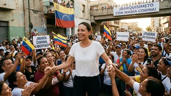 María Corina regresa a Venezuela tras 10 meses y reta a Donald Trump a alejarla