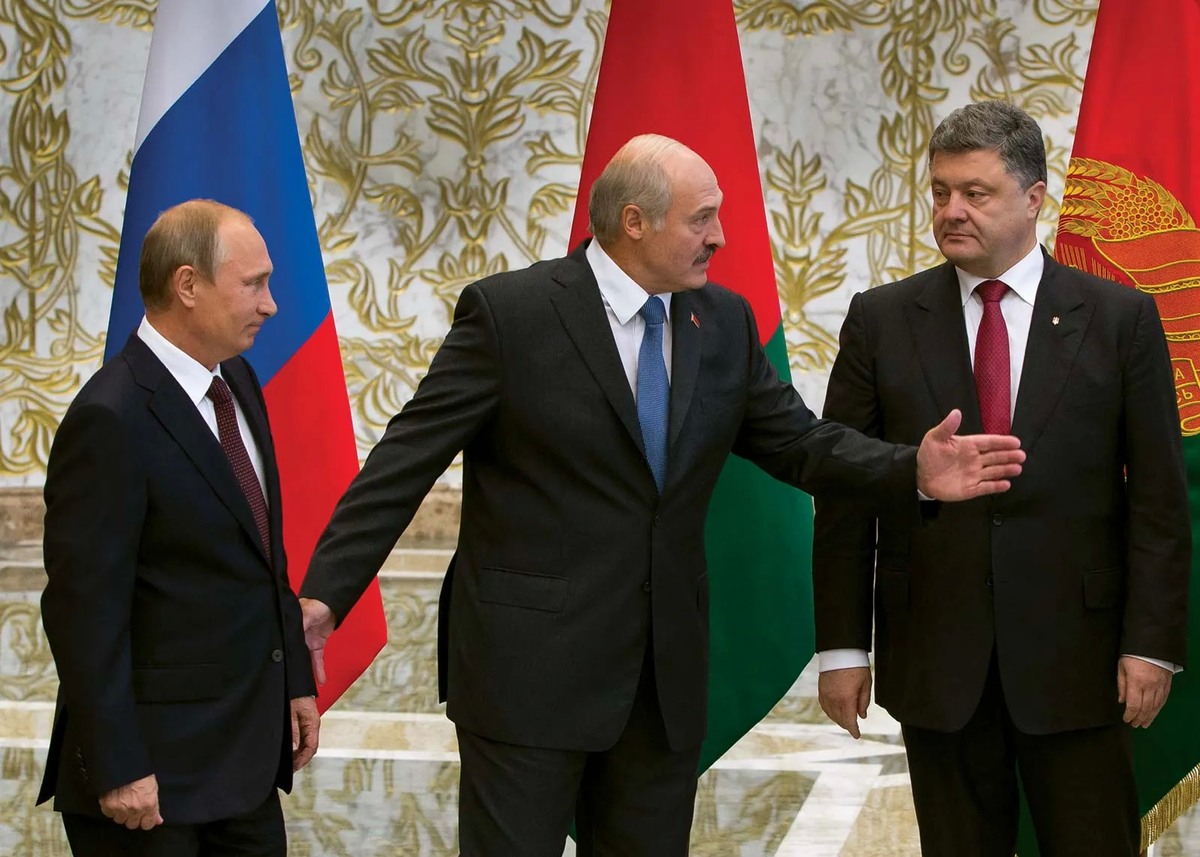 Minsk 2015: Vladimir Putin, Alexander Lukashenko y Petro Poroshenko.