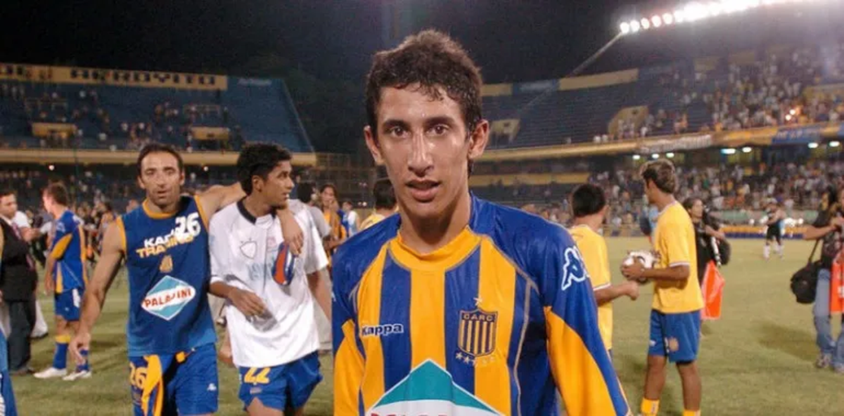 La ilusión de volverlo a ver con la camiseta de Rosario Central. La ilusión de volverlo a ver con la camiseta de Rosario Central. 