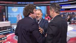 Javier Milei en Intratables (Fabián Doman, el conductor, en el centro de la imagen, es el periodista más querellado hoy por Milei).