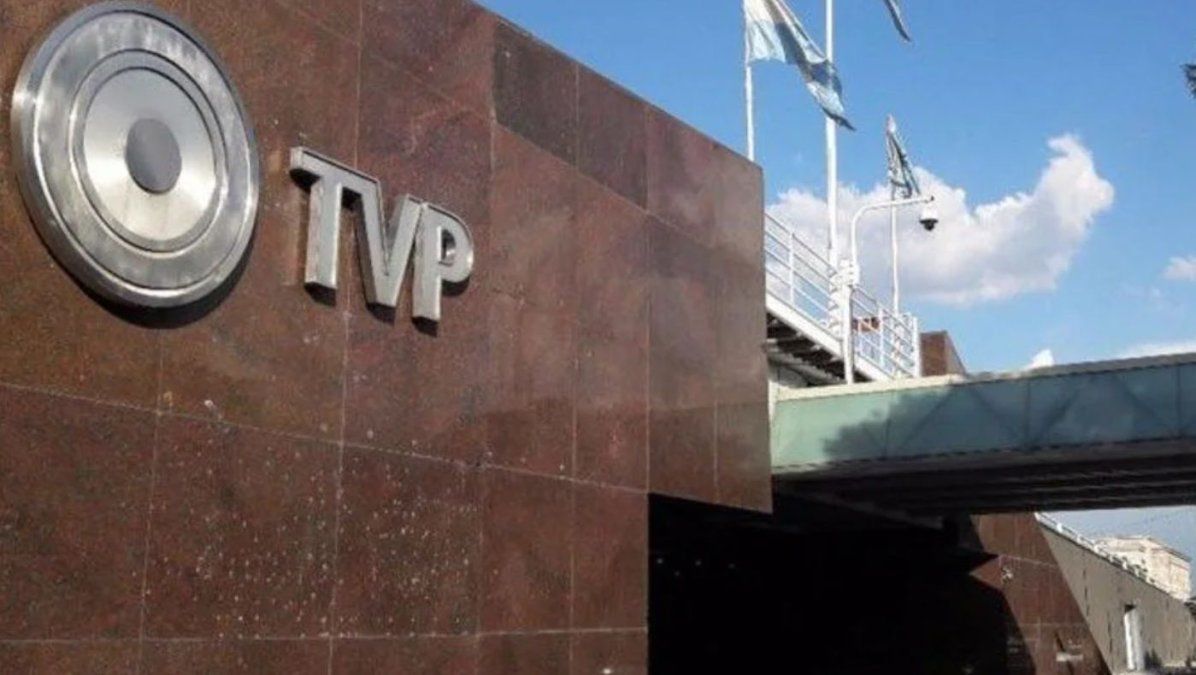 La TV Pública cambiará de nombre en medio de un contexto de recorte y reestructuración.