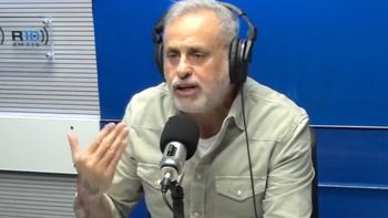 Jorge Rial celebró el acto de rebeldía de los artistas en los Martín Fierro de Cine. (Foto: Captura de video) Jorge Rial celebró el acto de rebeldía de los artistas en los Martín Fierro de Cine. (Foto: Captura de video)