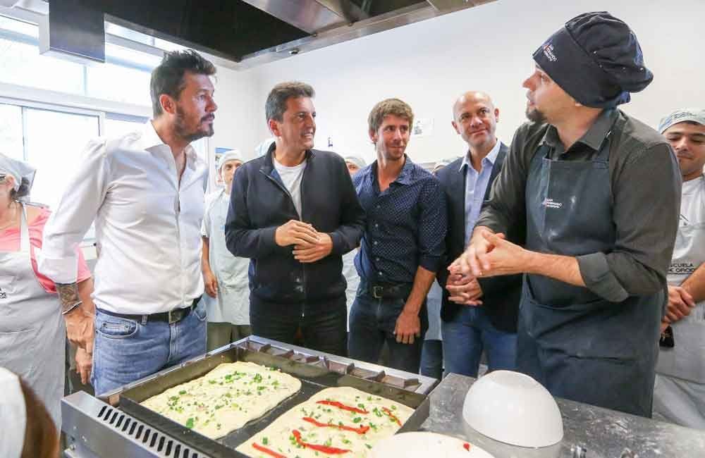 Tinelli y Massa, juntos en una recorrida por la Escuela Municipal de Oficios de San Fernando.