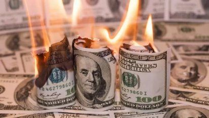 Dólar blue imparable en Rosario: Cotiza $1.050 para la venta