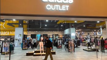 Los outlet en Buenos Aires ofrecen grandes descuentos en ropa de marca. Los outlet en Buenos Aires ofrecen grandes descuentos en ropa de marca.