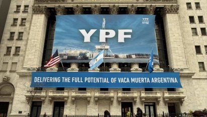 La justicia de USA también le da acciones de YPF a un fondo buitre por sus bonos en default